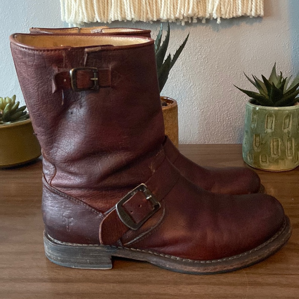 Frye Veronica Short Boots size 8